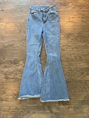 High-Rise Light Blue Flared Jeans for Womene Size 4